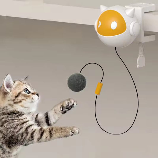 PetCareBaltic™ CatchyPaw Moving Cat Ball